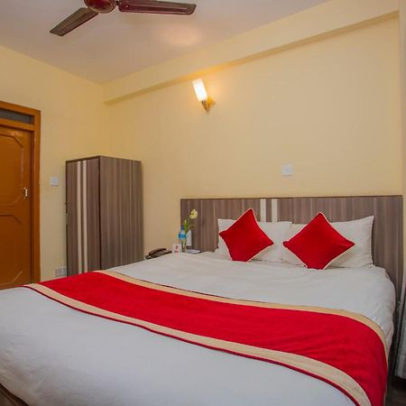 Oyo 297 Hotel Aayam Katmandu Zewnętrze zdjęcie