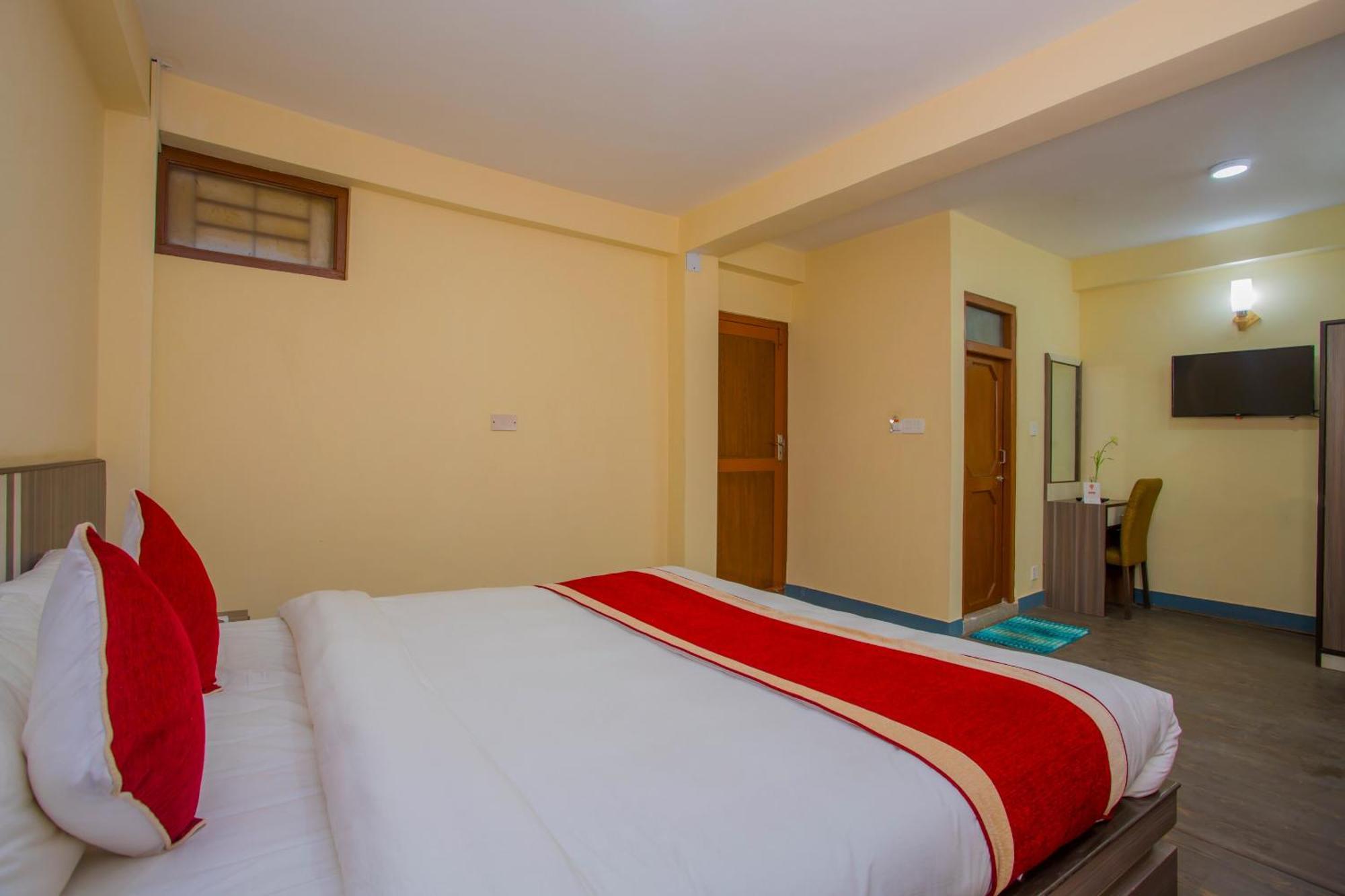 Oyo 297 Hotel Aayam Katmandu Zewnętrze zdjęcie