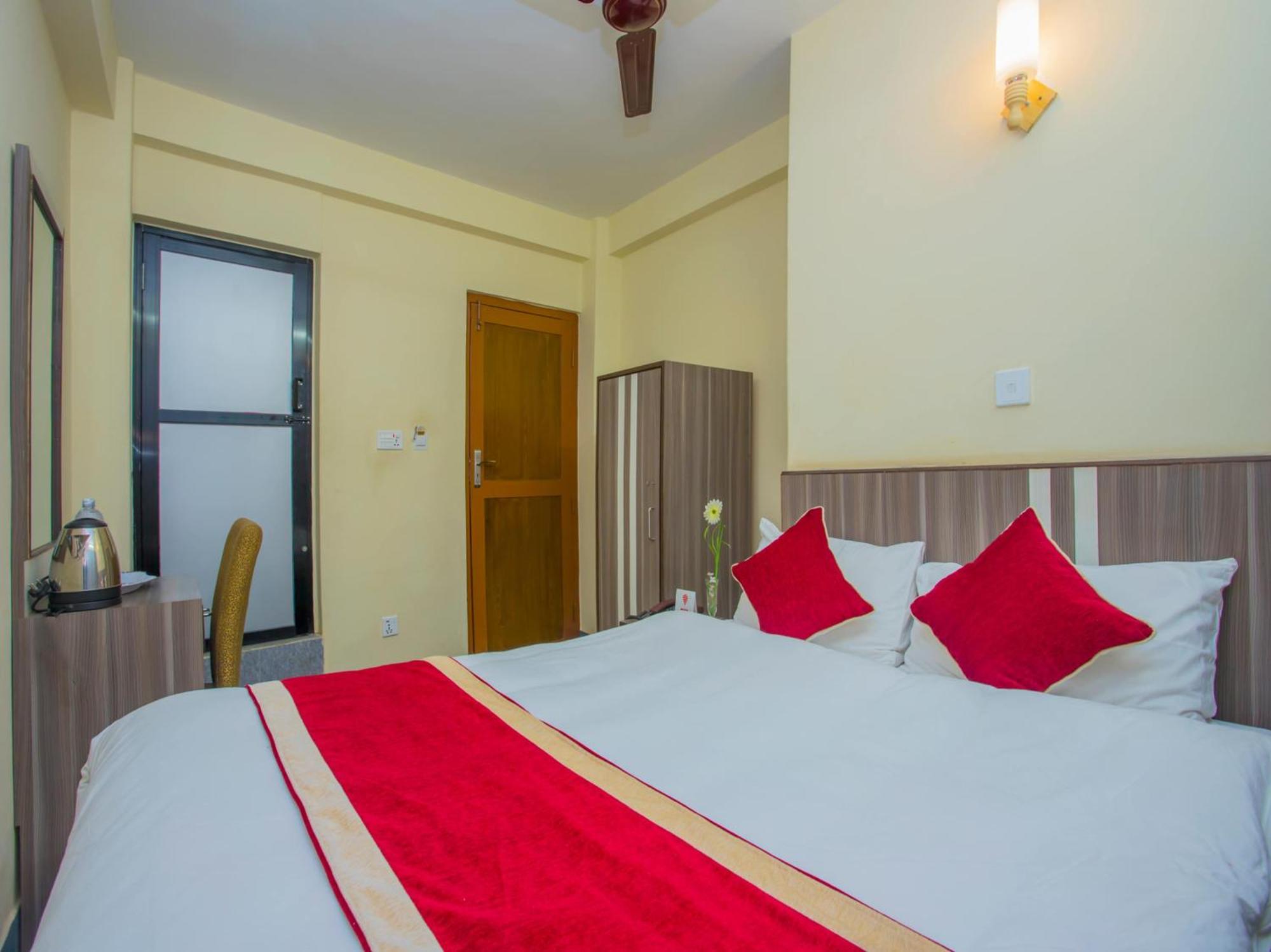 Oyo 297 Hotel Aayam Katmandu Zewnętrze zdjęcie