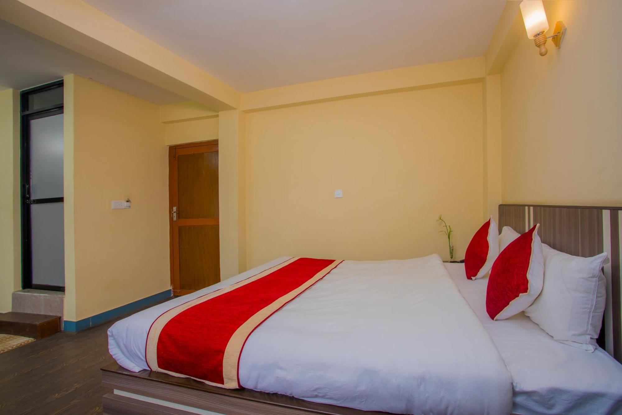 Oyo 297 Hotel Aayam Katmandu Zewnętrze zdjęcie
